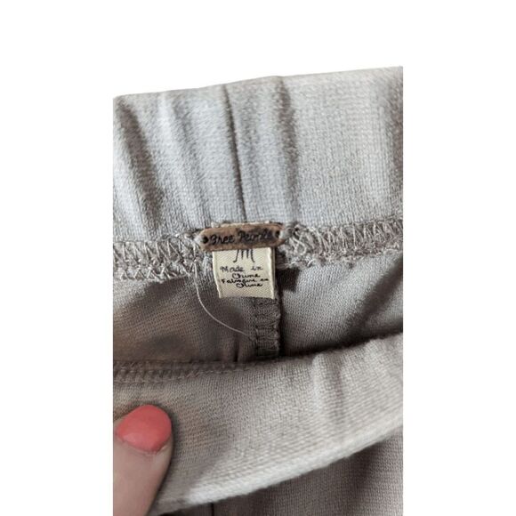 FREE PEOPLE Pull On Flare Pant Size Medium - Picture 4 of 4